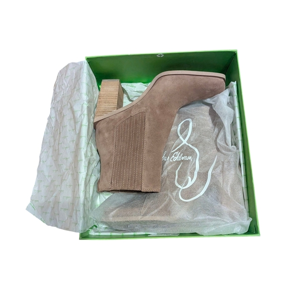 NWOT -Sam Edelman Emalia Taupe Block Heel Pull On Leather Ankle Boots - Size 9.5 - Picture 2 of 6